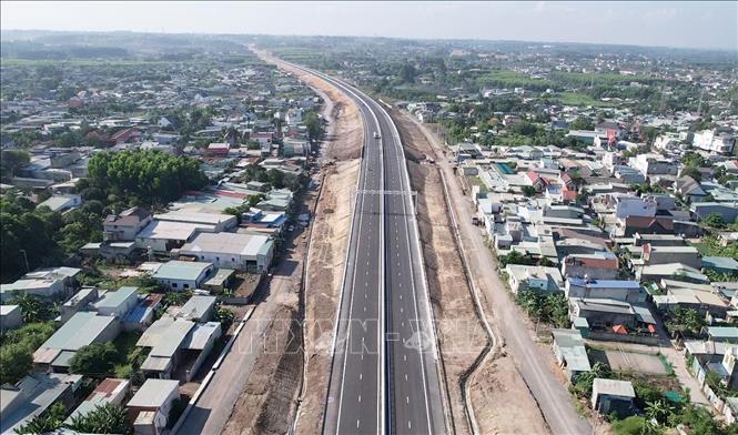 Cao tốc Biên Hòa - Vũng Tàu đoạn qua thành phố Đồng Nai. Ảnh: Công Phong - TTXVN