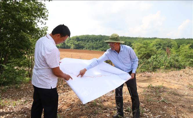 Tổng chiều dài 2 tuyến giao thông trọng điểm khoảng 14,5km, quy hoạch mặt đường rộng 32 mét với tổng mức đầu tư khoảng 76 tỷ đồng. Ảnh: Đậu Tất Thành – TTXVN