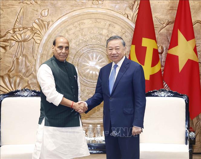 Tổng Bí thư, Chủ tịch nước Tô Lâm tiếp Bộ trưởng Bộ Quốc phòng Ấn Độ Rajnath Singh. Ảnh: Thống Nhất – TTXVN