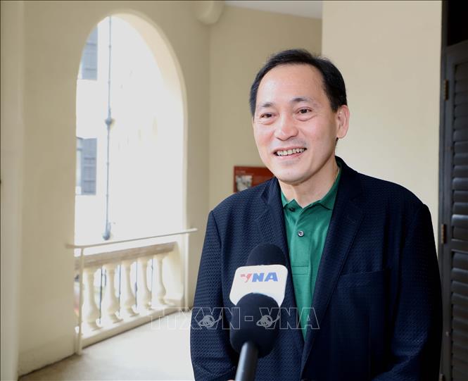 Chủ tịch Hiệp hội người Việt Nam ở nước ngoài tại Macau Dương Trung Đức trả lời phỏng vấn của TTXVN về sự kiện kỷ nhiệm sinh nhật Bác. Ảnh: Xuân Vịnh - PV TTXVN tại Hong Kong