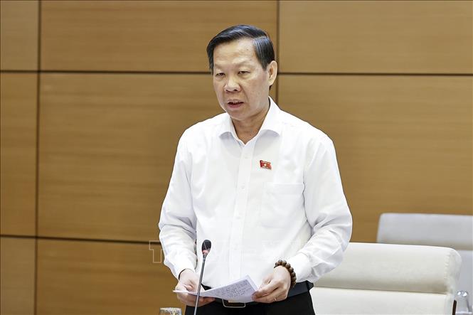 Chủ nhiệm Ủy ban Kinh tế và Tài chính của Quốc hội Phan Văn Mãi phát biểu. Ảnh: Doãn Tấn - TTXVN