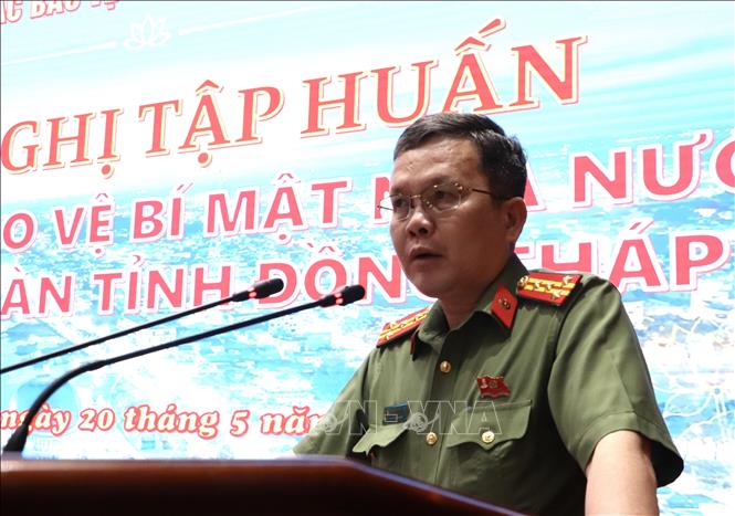 Đồng chí Nguyễn Minh Tân, Phó Giám đốc Công an tỉnh Đồng Tháp, phát biểu. Ảnh: Hồng Nhung - TTXVN