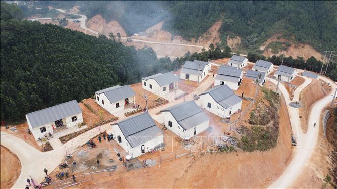  Khu tái định thôn Kho Vàng, xã Cốc Lầu, huyện Bắc Hà dành cho các hộ dân bị mất nhà cửa do ảnh hưởng của lũ lụt (12/2024). Ảnh: Hồng Ninh-TTXVN