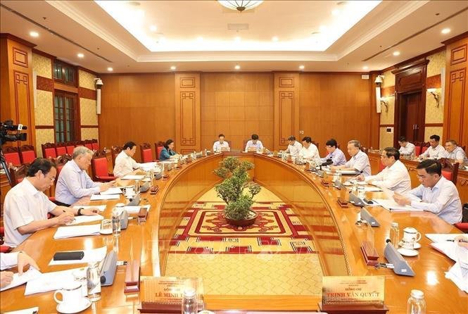  Cuộc họp của Bộ Chính trị, Ban Bí thư để chỉ đạo việc tập trung khắc phục hậu quả mưa lũ do ảnh hưởng của cơn bão số 3 và chủ động ứng phó với mưa lũ, sạt lở đất trong thời gian tới (9/9/2024). Ảnh: Trí Dũng - TTXVN