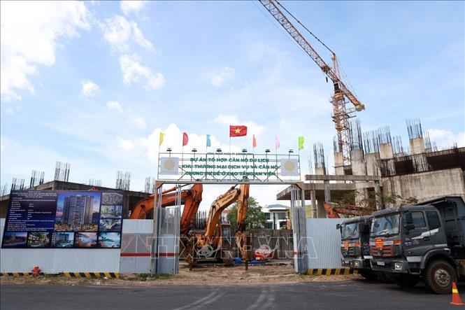 Tổ hợp căn hộ du lịch, khu thương mại dịch vụ và căn hộ chung cư cao tầng An Viên có gần 800 căn hộ. Ảnh: Xuân Triệu - TTXVN