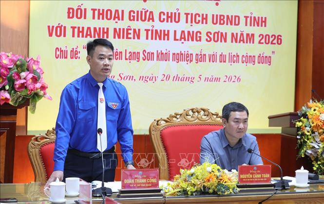 Bí thư Tỉnh đoàn Lạng Sơn Đoàn Thành Công phát biểu tại hội nghị. Ảnh: Anh Tuấn – TTXVN