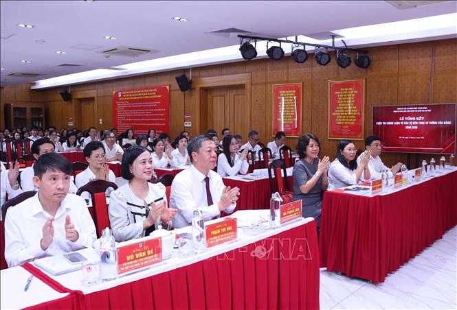 Các đại biểu dự tổng kết Cuộc thi chính luận về bảo vệ nền tảng tư tưởng của Đảng năm 2026. Ảnh: Văn Điệp - TTXVN