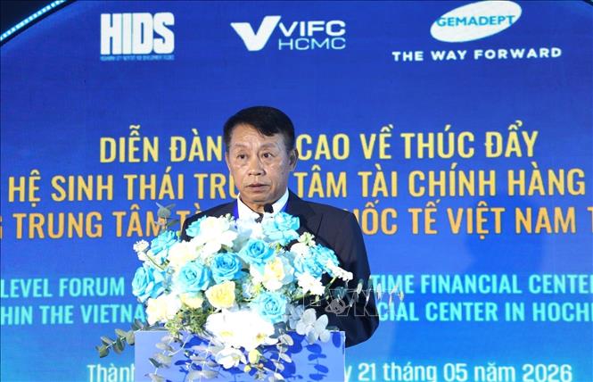 Ông Phạm Quốc Long, Phó Tổng Giám đốc Tập đoàn Gemadept, thành viên sáng lập Trung tâm Tài chính hàng hải quốc tế, chia sẻ tại sự kiện. Ảnh: Hứa Chung-TTXVN