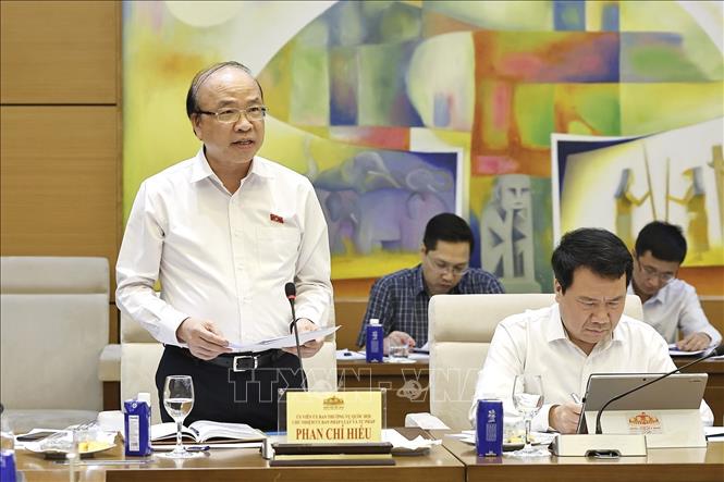 Chủ nhiệm Ủy ban Pháp luật và Tư pháp của Quốc hội Phan Chí Hiếu phát biểu. Ảnh: Doãn Tấn - TTXVN