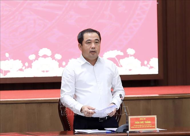 Bí thư Thành ủy Hà Nội Trần Đức Thắng phát biểu tại hội nghị. Ảnh: Văn Điệp - TTXVN