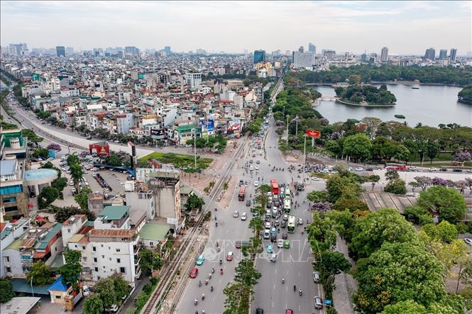 Điểm đầu Dự án được xác định tại hầm chui Kim Liên (ngã tư Đại Cồ Việt - Giải Phóng đoạn qua công viên Thống Nhất và hồ Bảy Mẫu), một trong những trục giao thông quan trọng nhất của Thủ đô. Ảnh: Trung Nguyên - TTXVN
