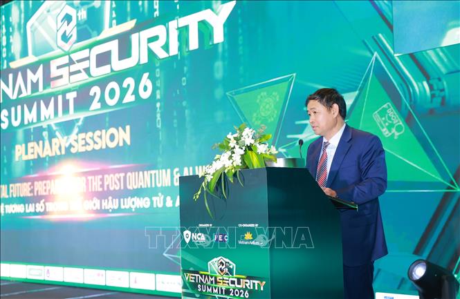 Thiếu tướng Nguyễn Tùng Hưng, Phó Tư lệnh, Bộ Tư lệnh tác chiến không gian mạng, Bộ Quốc phòng phát biểu tại chương trình. Ảnh: TTXVN phát 