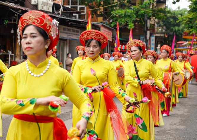 Lễ hội làng Keo không chỉ là sinh hoạt tín ngưỡng mà còn là dịp gắn kết cộng đồng và bảo tồn di sản văn hóa dân gian. Ảnh: Khánh Hoà - TTXVN
