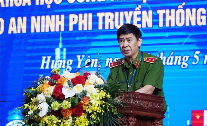 Trung tướng, GS.TS Trần Minh Hưởng, Giám đốc Học viện Cảnh sát nhân dân phát biểu tại hội thảo. Ảnh: Nguyễn Công Hải - TTXVN