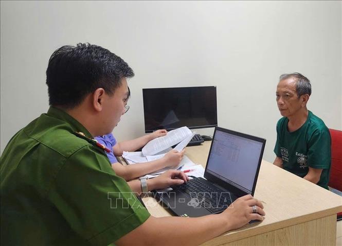 Đối tượng Nguyễn Tiến Nam tại Cơ quan Công an. Ảnh: TTXVN phát