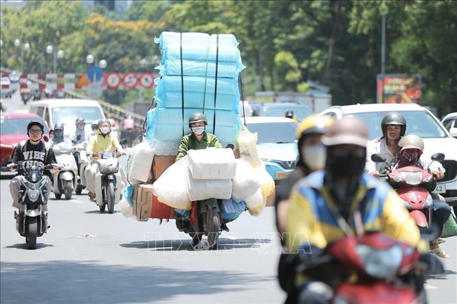 Dự báo đỉnh điểm của đợt nắng nóng này rơi vào thời kỳ từ ngày 24 - 27/5. Nhiều khả năng mức nhiệt cao nhất từ 36 - 39 độ C. Ảnh: Minh Quyết - TTXVN