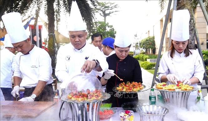 Nhiều hoạt động phát triển văn hóa ẩm thực đã được Đà Nẵng quan tâm, bảo tồn và phát triển dựa trên nền tảng tạo bản sắc, chất lượng và lan tỏa gắn với thương hiệu “Đà Nẵng thành phố đáng sống”. Ảnh: Mỹ Hà - TTXVN