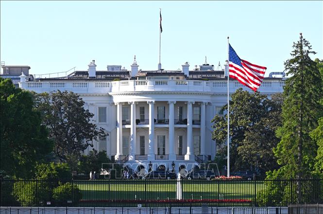 Quang cảnh bên ngoài Nhà Trắng ở Washington DC., Mỹ ngày 11/5/2026. Ảnh: THX/TTXVN