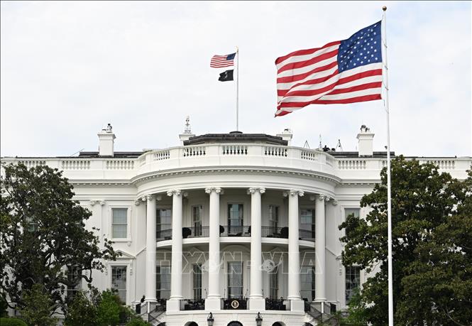 Quang cảnh bên ngoài Nhà Trắng ở thủ đô Washington DC., Mỹ ngày 20/4/2026. Ảnh: THX/TTXVN