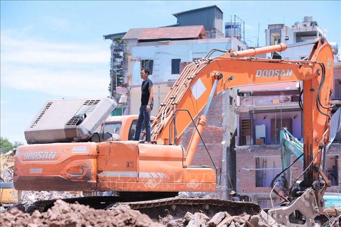 Người lao động vẫn phải 