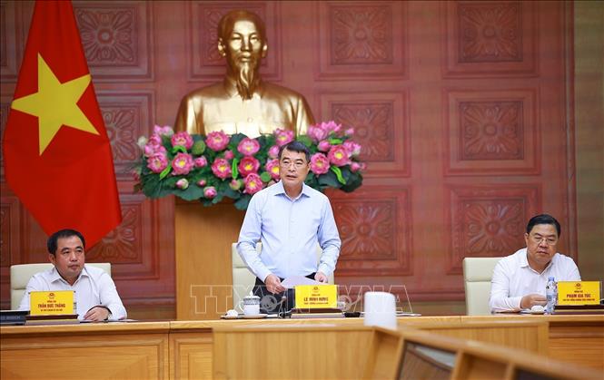 Thủ tướng Lê Minh Hưng chủ trì họp về nhà ở cho thuê trên địa bàn thành phố Hà Nội. Ảnh: Dương Giang - TTXVN
