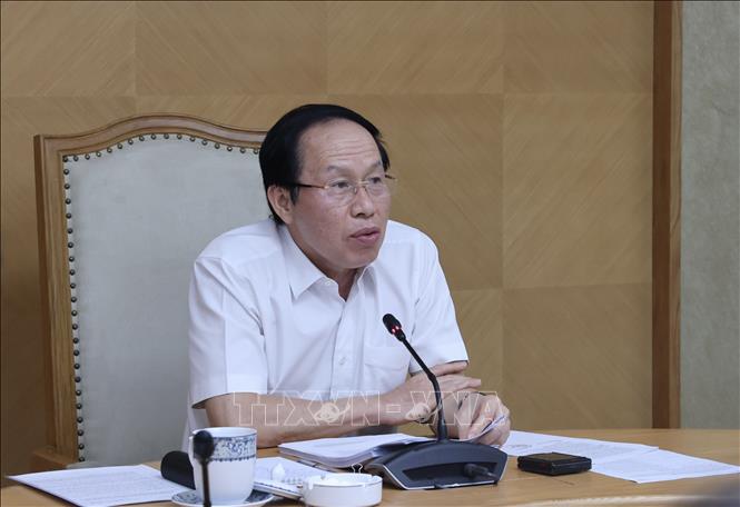 Phó Thủ tướng Lê Tiến Châu chủ trì họp về Hồ sơ chính sách Luật Xử lý vi phạm hành chính (sửa đổi). Ảnh: Lâm Khánh - TTXVN