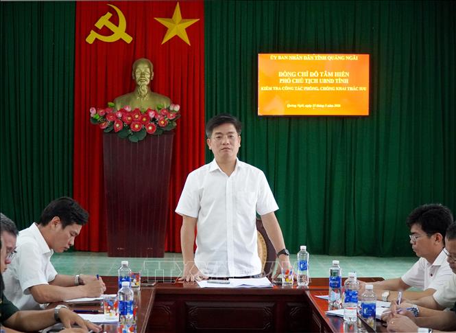                                Phó chủ tịch UBND tỉnh Quảng Ngãi Đỗ Tâm Hiển phát biểu chỉ đạo tại buổi làm việc với các địa phương về công tác phòng, chống khai thác IUU. Ảnh: Lê Phước Ngọc-TTXVN
