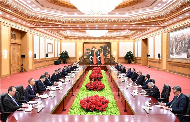 Chủ tịch Trung Quốc Tập Cận Bình tại cuộc gặp Thủ tướng Pakistan Shehbaz Sharif ở Bắc Kinh, Trung Quốc, ngày 25/5/2026. Ảnh: THX/TTXVN