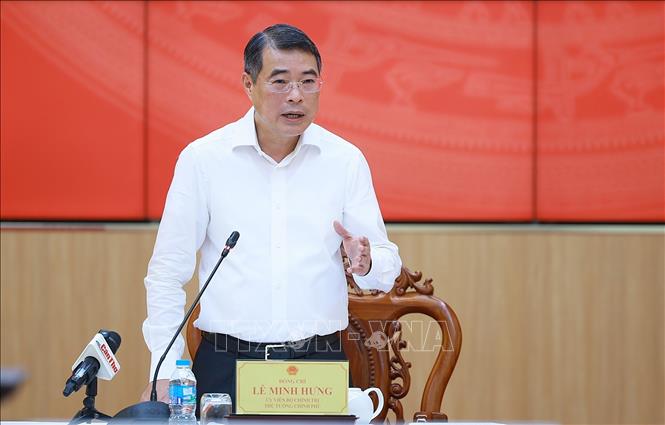 Thủ tướng Lê Minh Hưng làm việc với Ban Thường vụ Thành uỷ Cần Thơ. Ảnh: Dương Giang – TTXVN 
