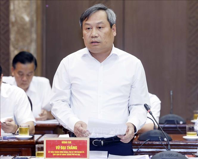 Đồng chí Vũ Đại Thắng, Uỷ viên Trung ương Đảng, Phó Bí thư Thành uỷ, Chủ tịch UBND thành phố Hà Nội phát biểu. Ảnh: Thống Nhất - TTXVN