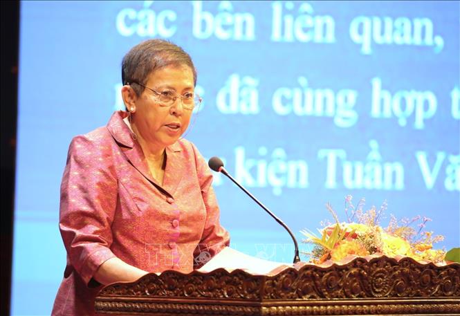 Bộ trưởng Bộ Văn hóa và Nghệ thuật Campuchia Phoeurng Sackona phát biểu chào mừng Tuần Văn hóa Việt Nam tại Campuchia năm 2026. Ảnh: Huỳnh Thảo - P/v TTXVN tại Campuchia