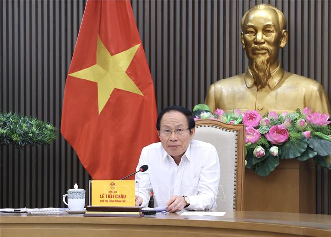 Phó Thủ tướng Lê Tiến Châu chủ trì họp về tiến độ ban hành các văn bản quy định chi tiết các luật, nghị quyết của Quốc hội và tình hình chuẩn bị các nội dung dự kiến trình kỳ họp chuyên đề của Quốc hội. Ảnh: Lâm Khánh - TTXVN
