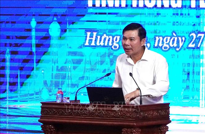 Phó Chủ tịch thường trực UBND tỉnh Hưng Yên Nguyễn Lê Huy phát biểu tại hội nghị. Ảnh: Nguyễn Công Hải - TTXVN

