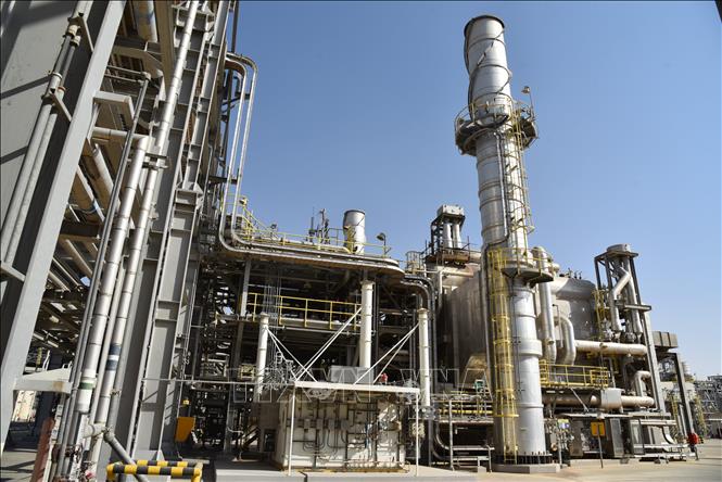 Nhà máy lọc dầu ở Dammam, Saudi Arabia. Ảnh: THX/TTXVN