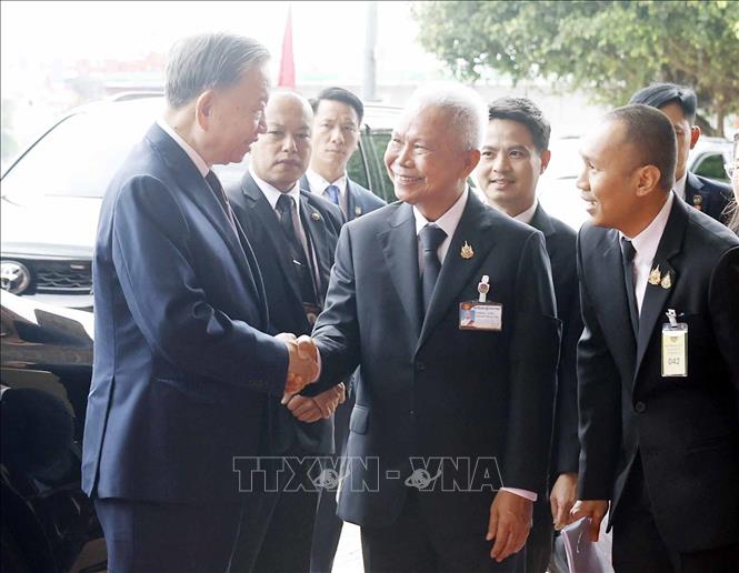 Chủ tịch Quốc hội Thái Lan Sophon Saram đón Tổng Bí thư, Chủ tịch nước Tô Lâm. Ảnh: Thống Nhất – TTXVN