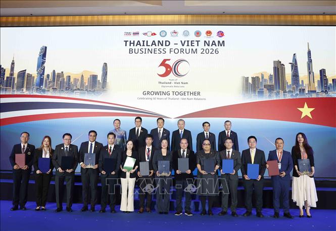 Tổng Bí thư, Chủ tịch nước Tô Lâm và Thủ tướng Thái Lan Anutin Charnvirakul chứng kiến trao các thoả thuận hợp tác giữa doanh nghiệp hai nước. Ảnh: Thống Nhất – TTXVN