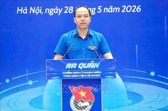 Bí thư Thành đoàn Hà Nội Nguyễn Tiến Hưng phát biểu. Ảnh: Minh Đức- TTXVN