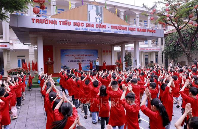Giờ sinh hoạt ngoại khóa và đồng diễn hát Xoan của học sinh Trường Tiểu học Gia Cẩm góp phần lan tỏa di sản và tạo sân chơi văn hóa ý nghĩa. Ảnh: Hoàng Hùng – TTXVN