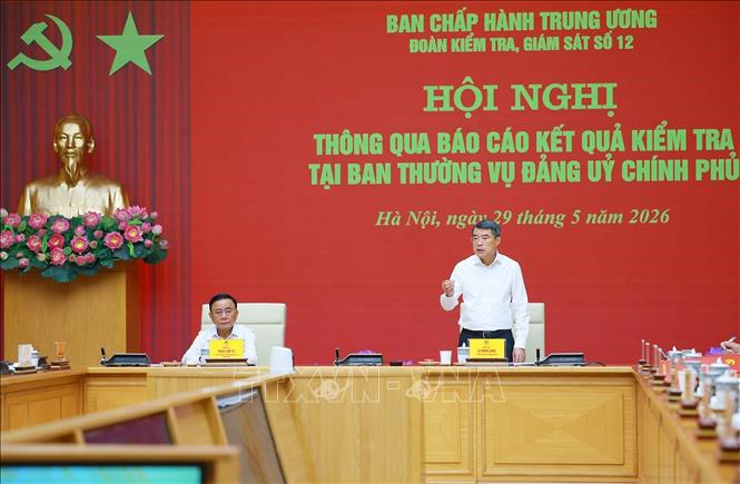  Đồng chí Lê Minh Hưng, Ủy viên Bộ Chính trị, Bí thư Đảng ủy, Thủ tướng Chính phủ phát biểu. Ảnh: Dương Giang – TTXVN 
