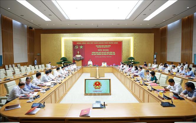 Hội nghị thông qua báo cáo kết quả kiểm tra tại Ban Thường vụ Đảng uỷ Chính phủ. Ảnh: Dương Giang – TTXVN