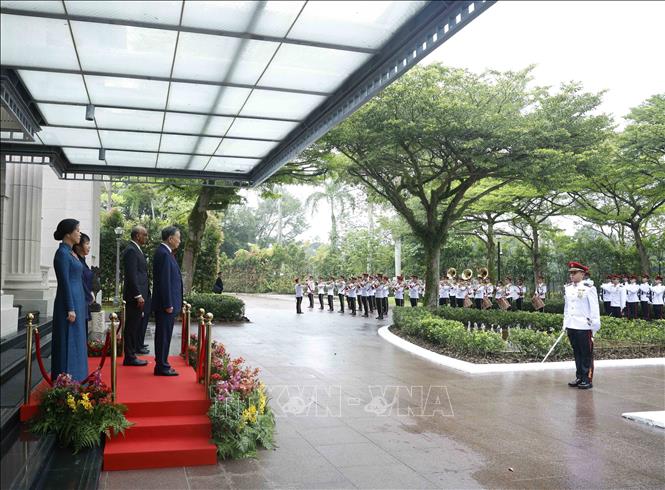 Lễ đón Tổng Bí thư, Chủ tịch nước Tô Lâm và Phu nhân được tổ chức trọng thể tại trụ sở Bộ Ngoại giao ở thủ đô Singapore. Ảnh: Thống Nhất – TTXVN