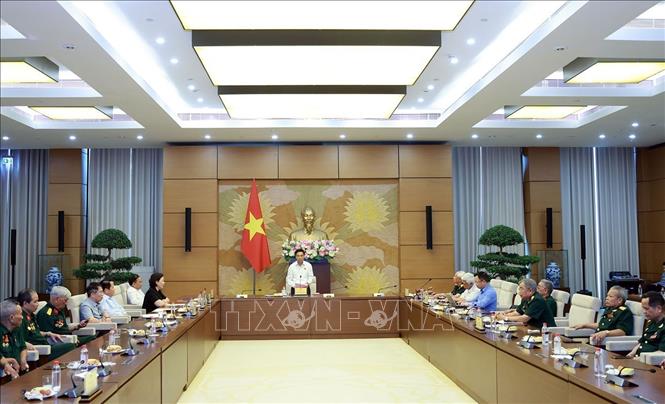 Phó Chủ tịch Quốc hội Nguyễn Doãn Anh gặp mặt Đoàn đại biểu Bảo tàng Chiến sĩ cách mạng bị địch bắt tù đày. Ảnh: Tuấn Anh - TTXVN 