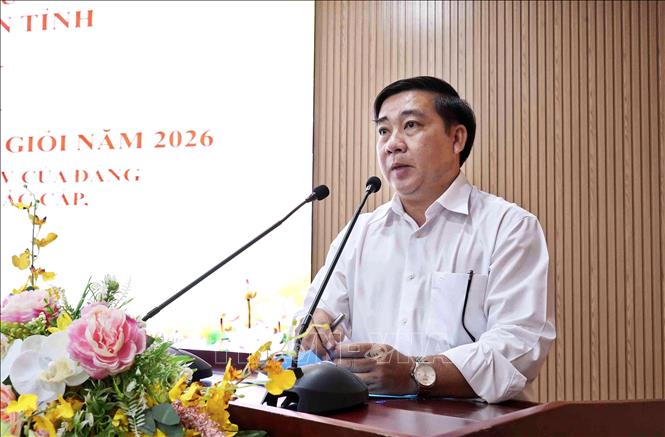 Đồng chí Lê Hoài Bảo, Phó Bí thư Đảng uỷ, Phó Trưởng ban tổ chức hội thi phát biểu tại hội thi. Ảnh: Chanh Đa-TTXVN