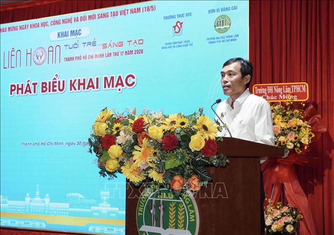 Ông Võ Minh Thành, Phó Giám đốc Sở Khoa học và Công nghệ TP. Hồ Chí Minh phát biểu khai mạc tại Liên hoan Tuổi trẻ Sáng tạo TP. Hồ Chí Minh năm 2026. Ảnh: Trung Tuyến - TTXVN