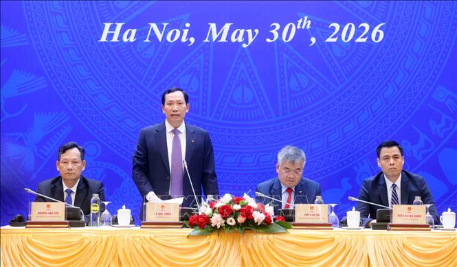 Thượng tướng Lê Văn Tuyến, Ủy viên Trung ương Đảng, Thứ trưởng Bộ Công an trả lời câu hỏi của phóng viên các cơ quan thông tấn, báo chí trong nước và quốc tế. Ảnh: Phạm Kiên - TTXVN