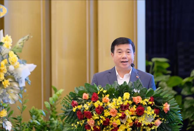 Bí thư Tỉnh ủy Lâm Đồng Y Thanh Hà Niê Kđăm phát biểu khai mạc tại hội thảo khoa học “Mô hình phát triển tỉnh Lâm Đồng: Tiềm năng và bứt phá” chiều 30/5. Ảnh: Nguyễn Dũng – TTXVN

