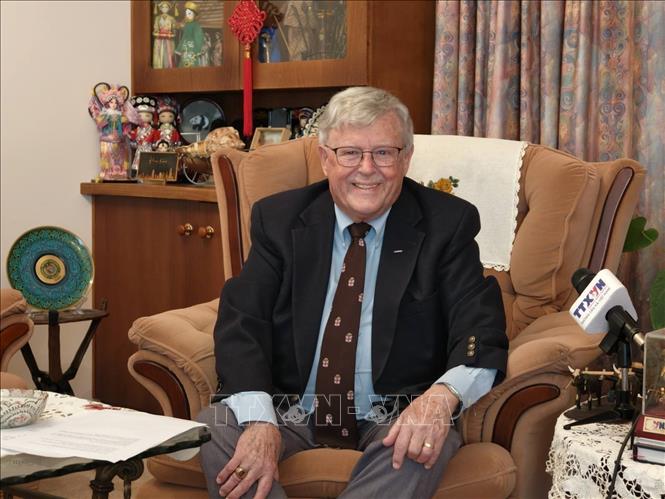 Giáo sư Carl Thayer - thuộc Học viện Quốc phòng Australia, Đại học New South Wales. Ảnh: Trung Trang - PV TTXVN tại Australia