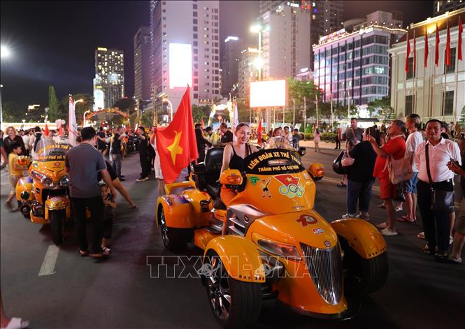  Khánh Hòa quảng bá du lịch qua Lễ hội mô tô phân khối lớn quốc tế. Ảnh Đặng Tuấn –TTXVN
 
