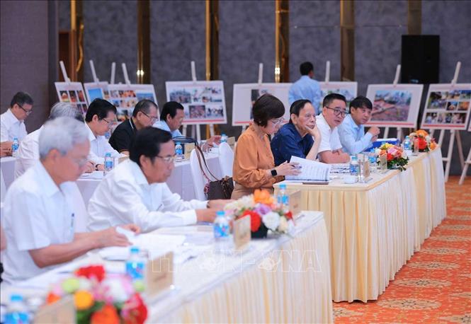Các thành viên hội đồng chấm Chung khảo Giải báo chí Quốc gia lần thứ 20 - năm 2026. Ảnh: Hoàng Hiếu - TTXVN