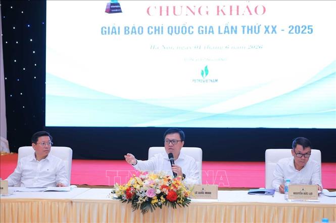 Đoàn Chủ tịch điều hành vòng Chung khảo Giải báo chí Quốc gia lần thứ 20 - năm 2026. Ảnh: Hoàng Hiếu-  TTXVN